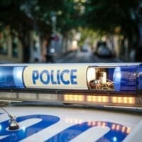 Συνελήφθη 45χρονος ημεδαπός σε περιοχή της Καστοριάς, ο οποίος μετέφερε παράνομα με Ι.Χ.Ε. αυτοκίνητο 38χρονο αλλοδαπό